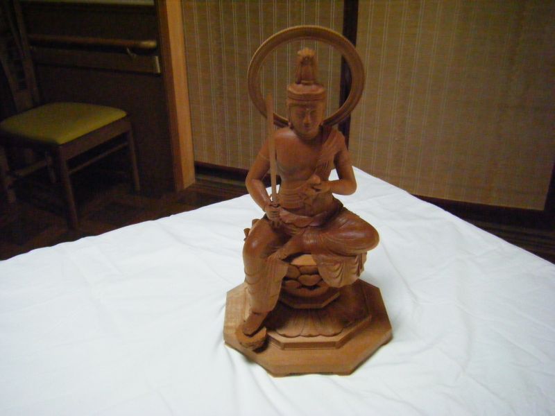仏像用木材で作成した商品
