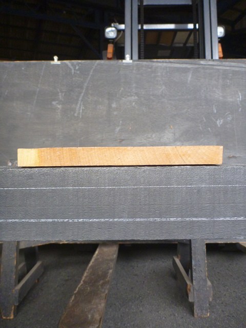 ヤマザクラ 一枚板